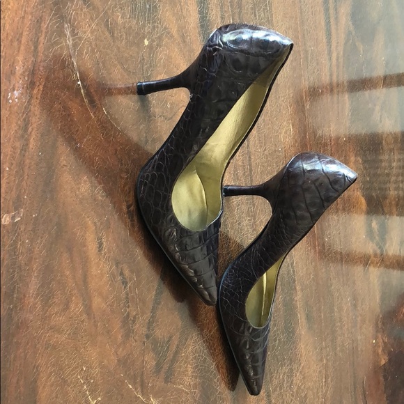 Guess brown pointy toe heels - Picture 2 of 5